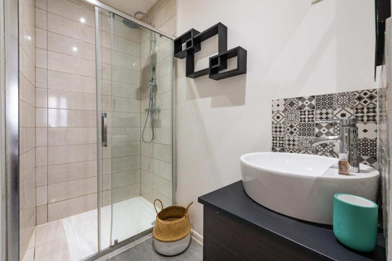 Exotic Chic & Calm - Lumineux - Clim/Wifi/Netflix Appartement Marseilles Buitenkant foto